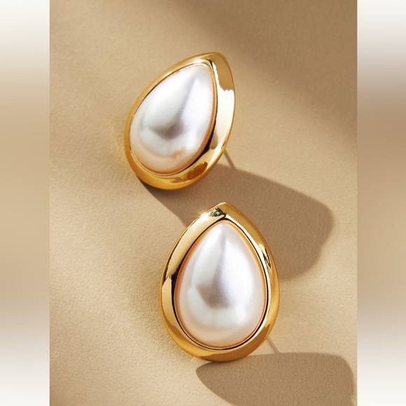 Anthropologie Jewelry - Anthropologie Teardrop Chunky Gold and Pearl Stud Earrings Jackie Diana Classic